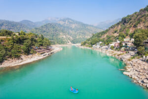 rishikesh-india_78361-2607